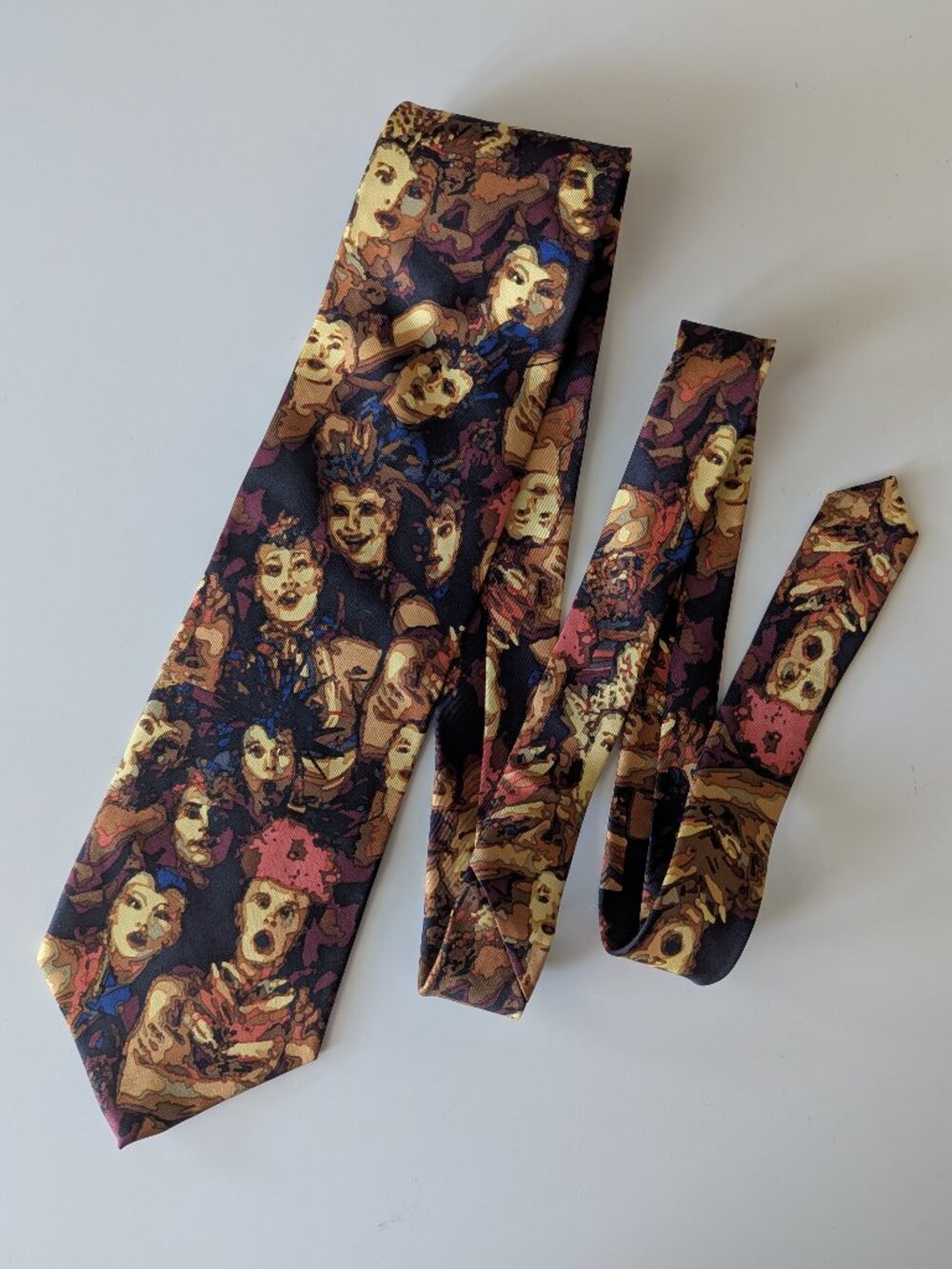 NWT Ralph Marlin Cirque du Soleil Silk Tie